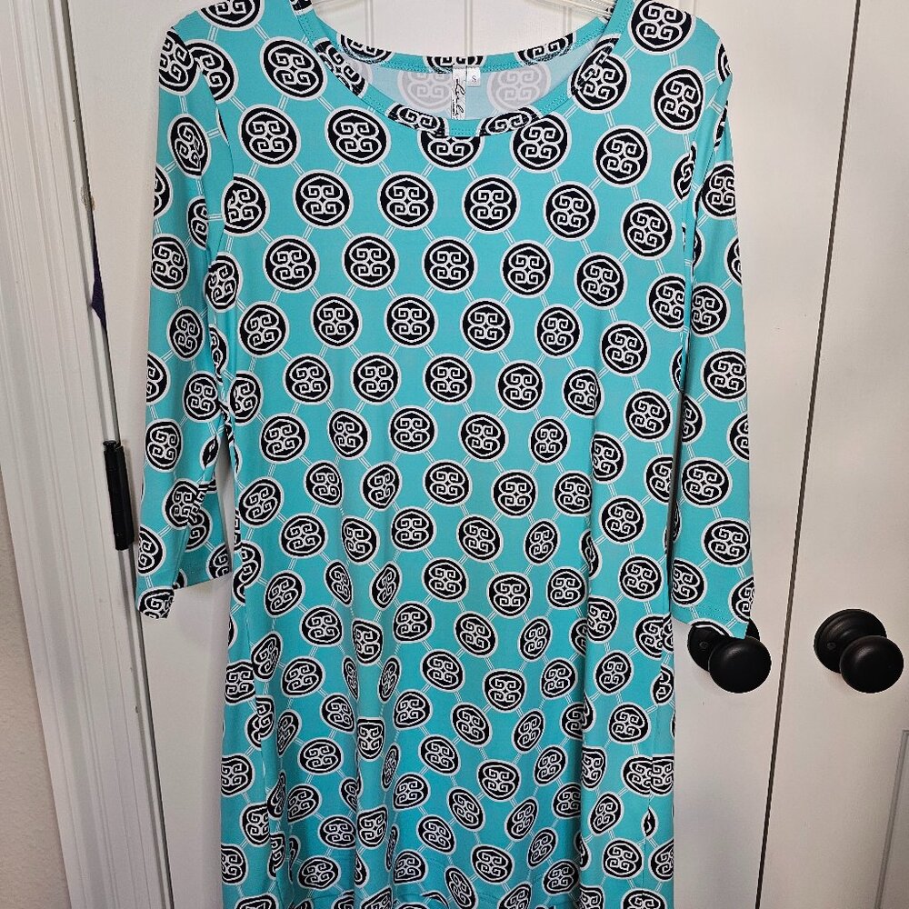 Lulu B Aqua printed 3/4 sleeve mini travel dress